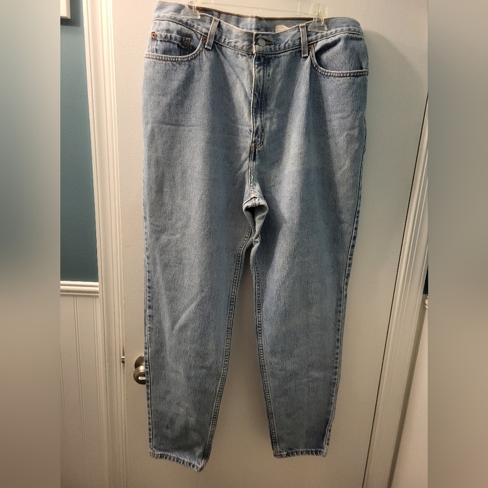 Classic Light Blue Women's Jeans